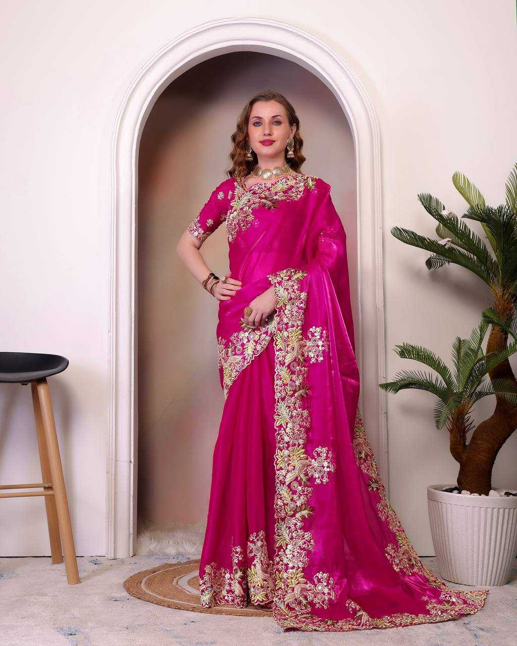 Pink Colour Hand Crafted Multi Thread Cutwork Border Designer Saree