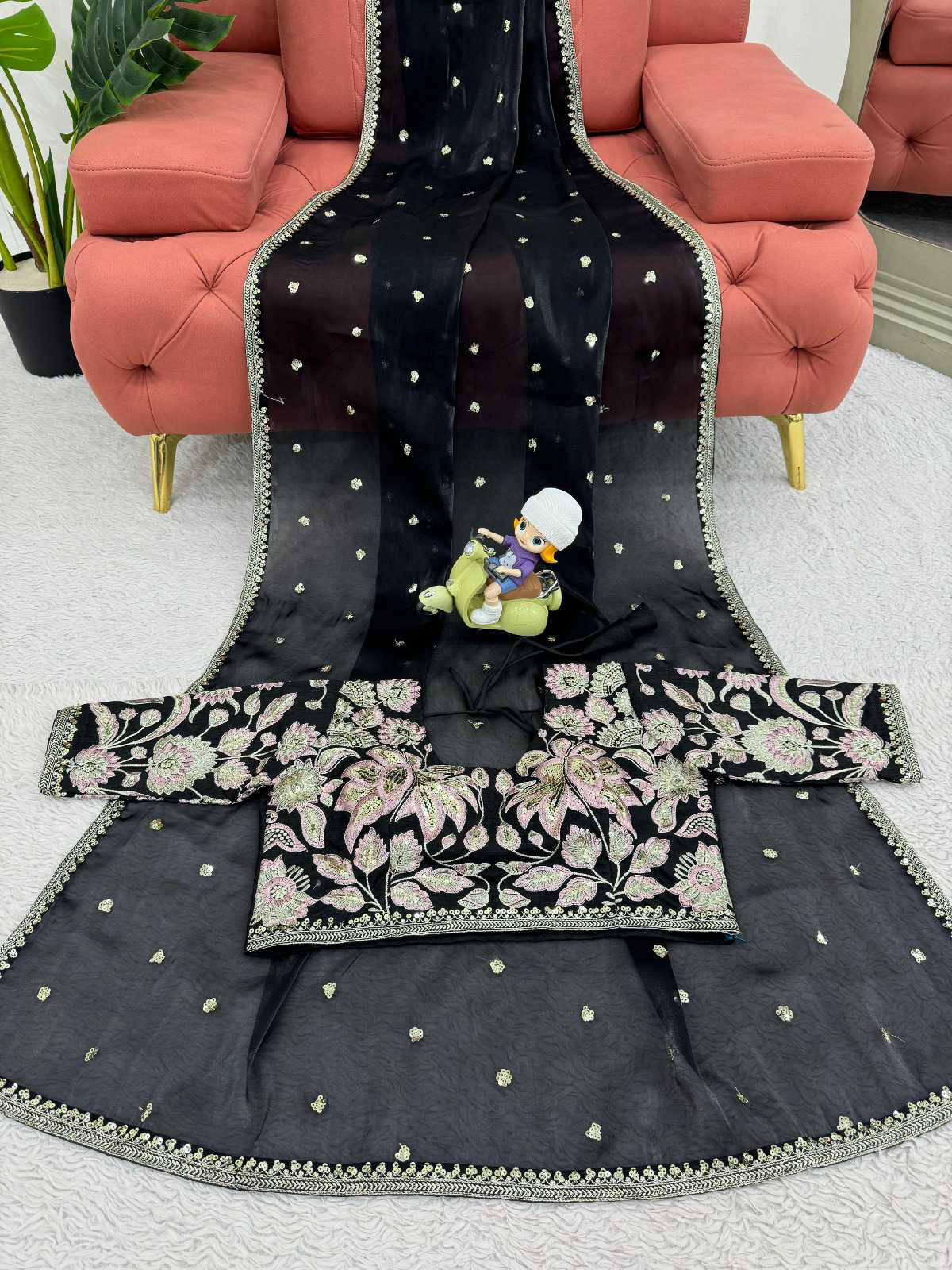 PURE SOFT ZIMMY CHOO SILK FABRIC ON BEAUTIFUL EMBROIDERY ZARI AND SEQUENCES WORK WITH HEAVY WORK BORDER IN SAREE - Image 2