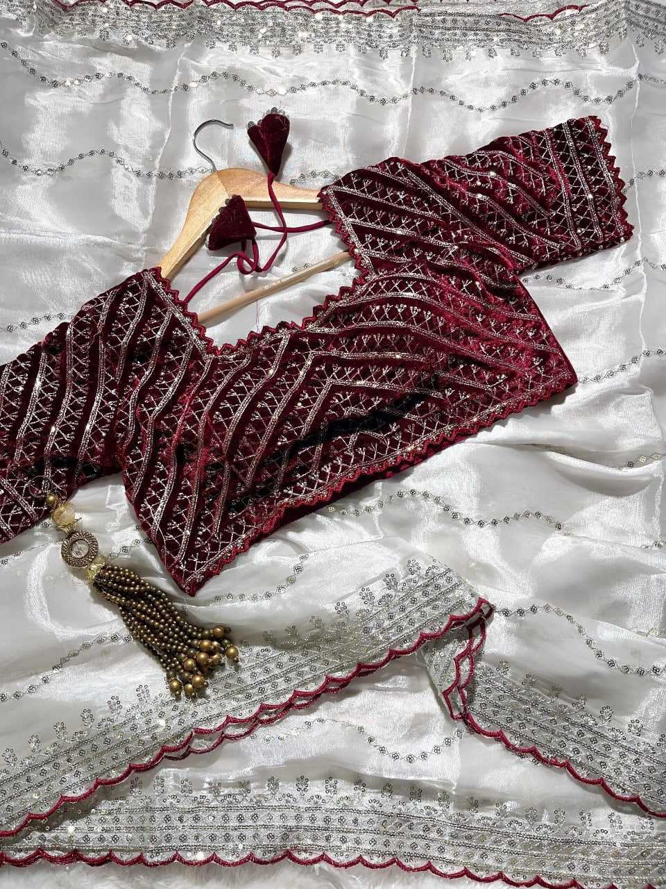 Havy Soft Organza Fabric With Beutiful Floral Prints With Beads And Katdana Handwork In Border - Image 2