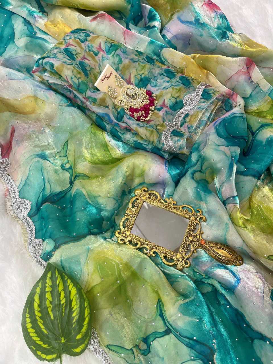 Pure soft zimmy choo silk saree with beautiful prism prints - Image 6