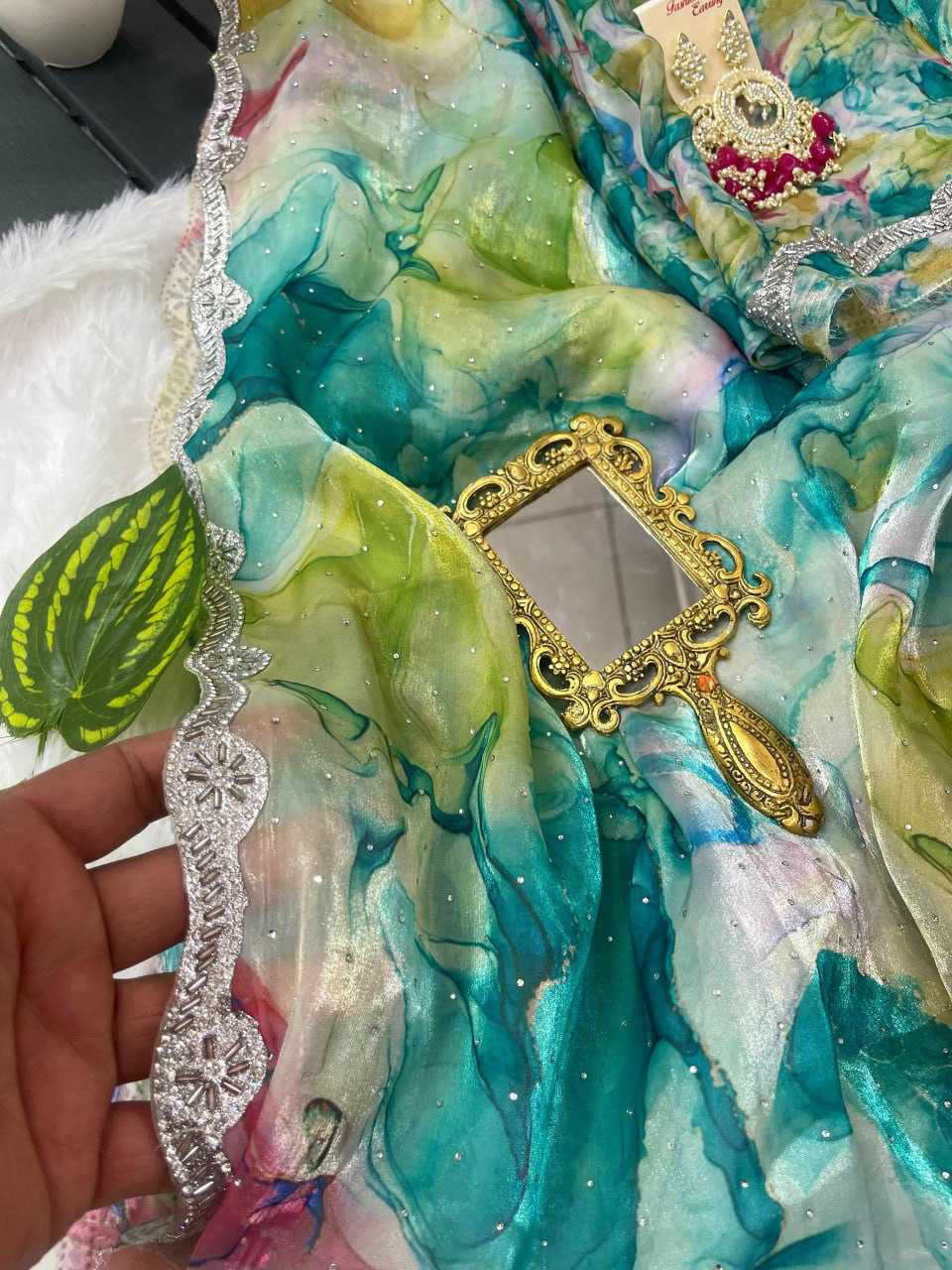 Pure soft zimmy choo silk saree with beautiful prism prints - Image 8